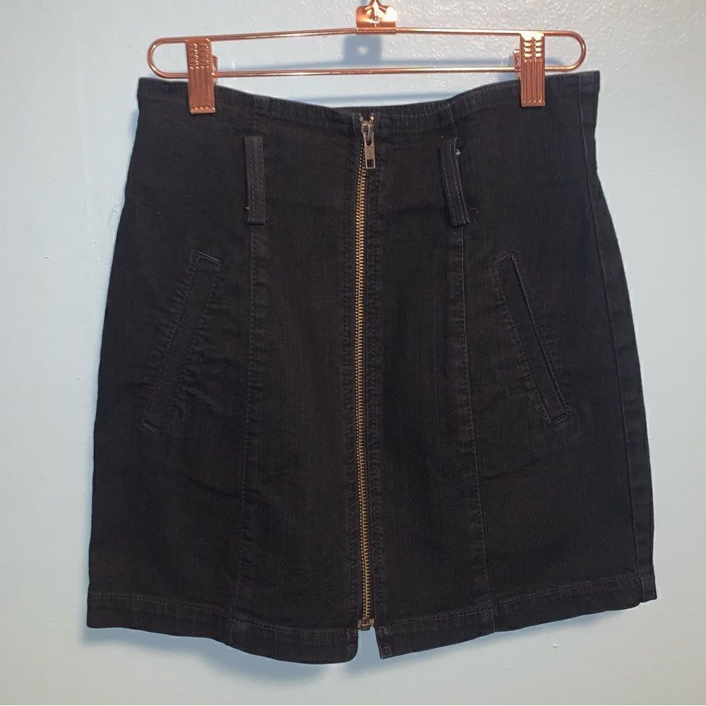 CARMAR Black Denim Skirt Size 26 - Picture 4 of 5